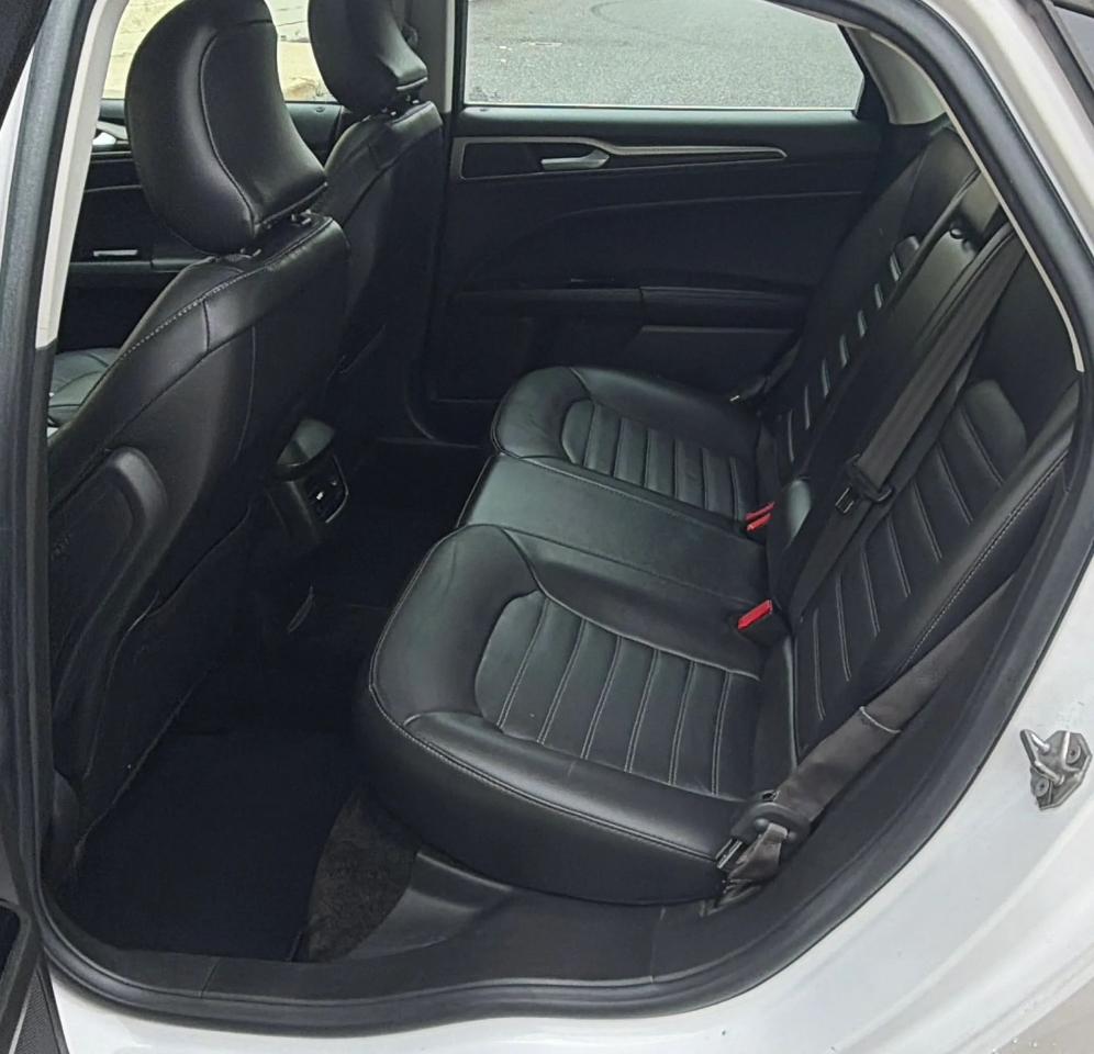 Ford Fusion 4dr Sdn SE FWD 2016