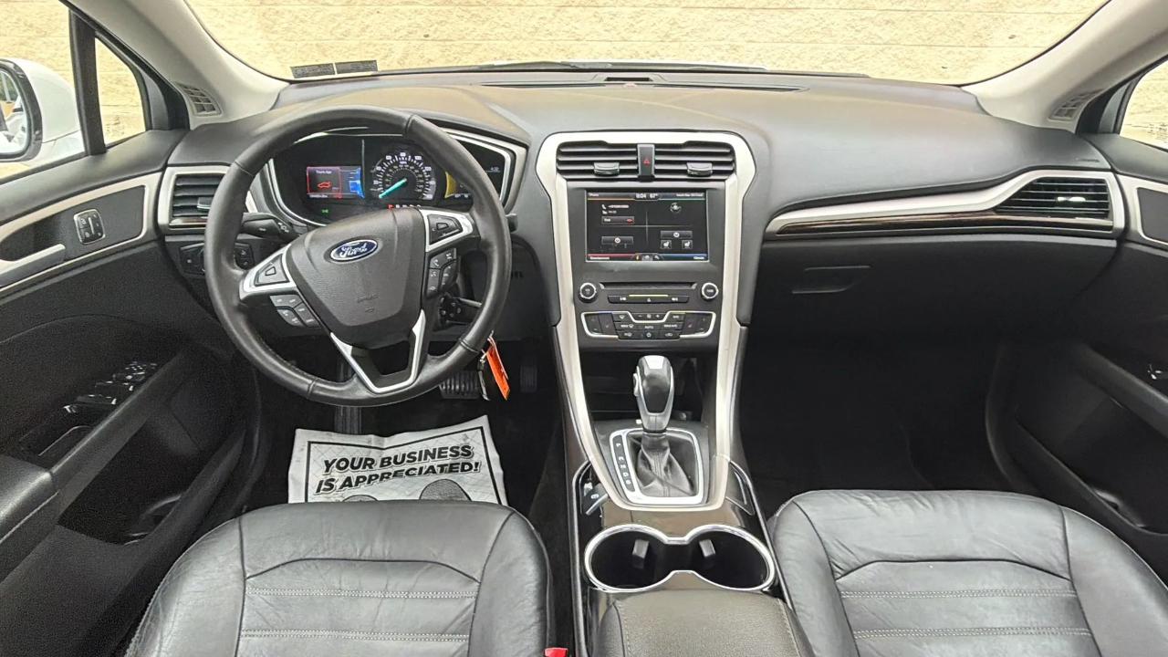 Ford Fusion 4dr Sdn SE FWD 2016
