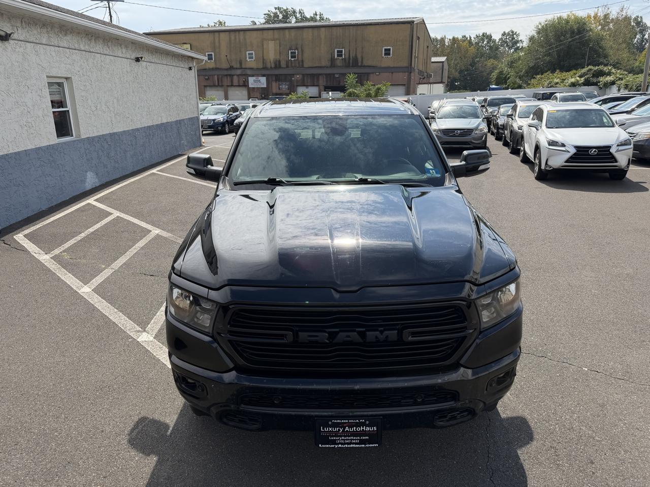 RAM 1500 Big Horn 4x4 Crew Cab 5'7" Box 2020