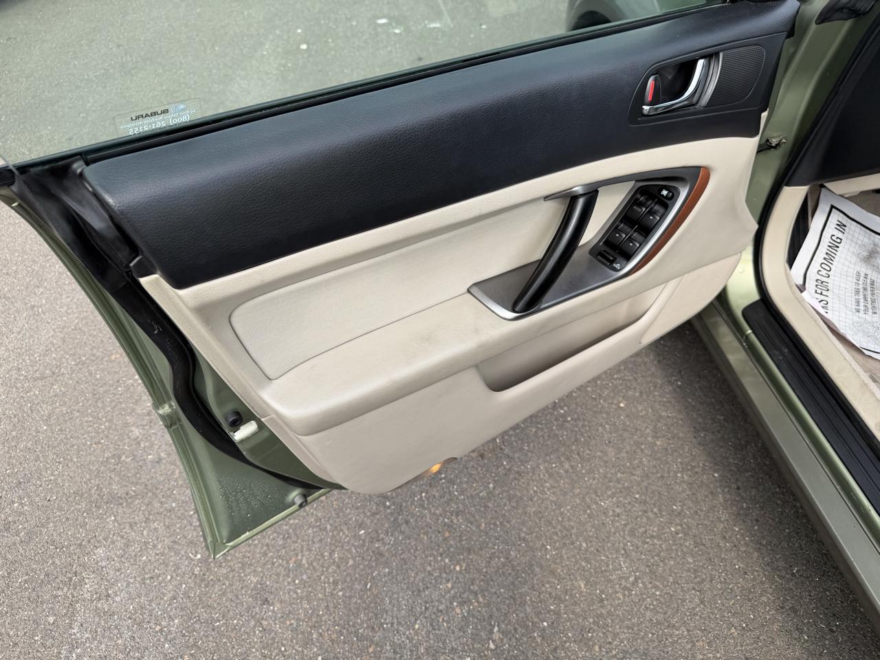 Subaru Legacy Wagon Outback 2.5i Auto 2006