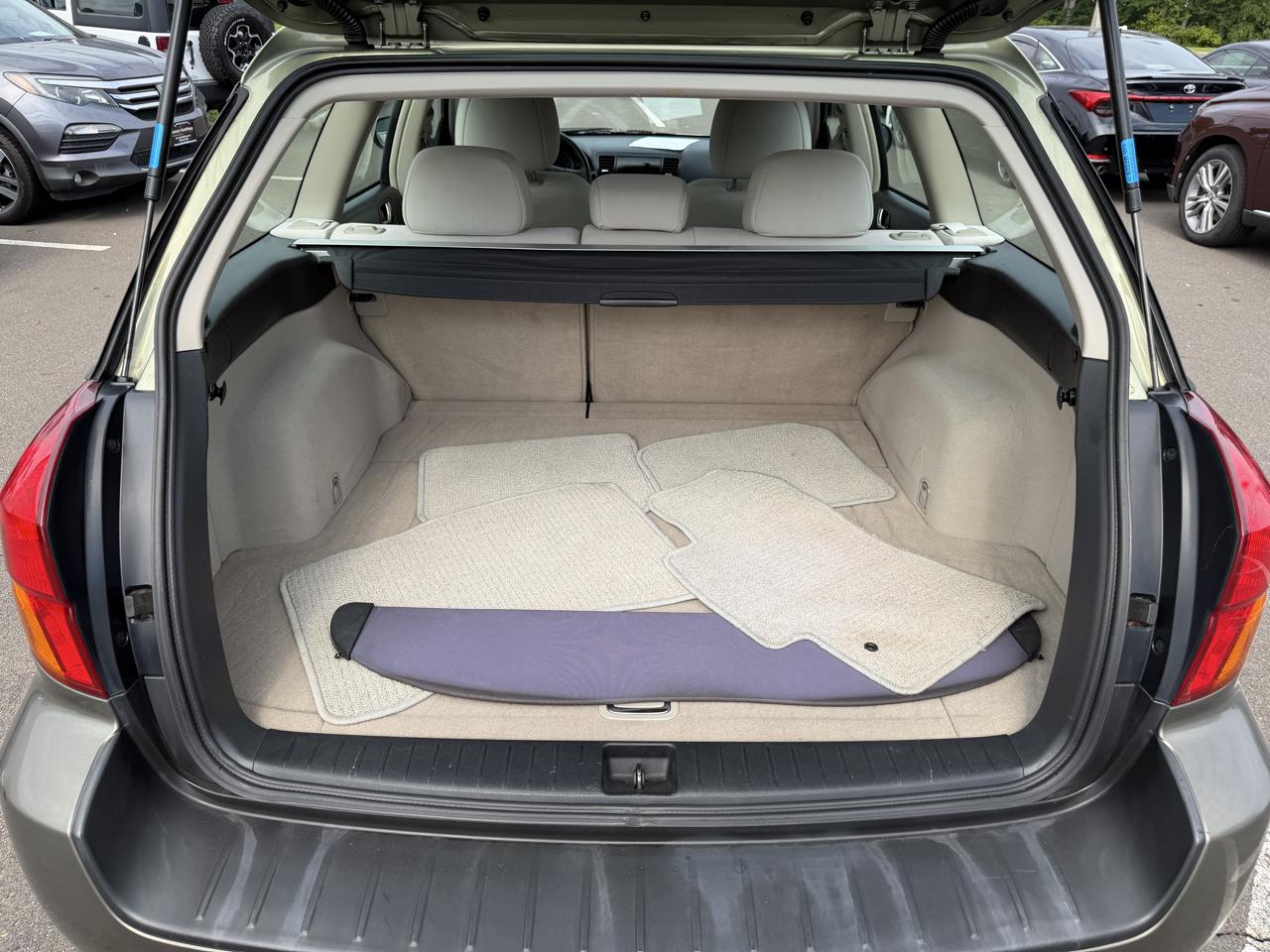 Subaru Legacy Wagon Outback 2.5i Auto 2006
