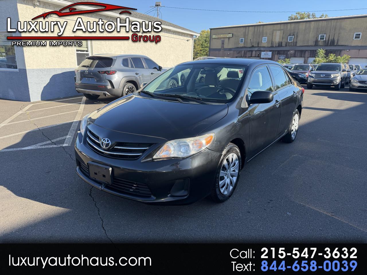 Toyota Corolla 4dr Sdn Auto LE Special Edition (Natl) 2013