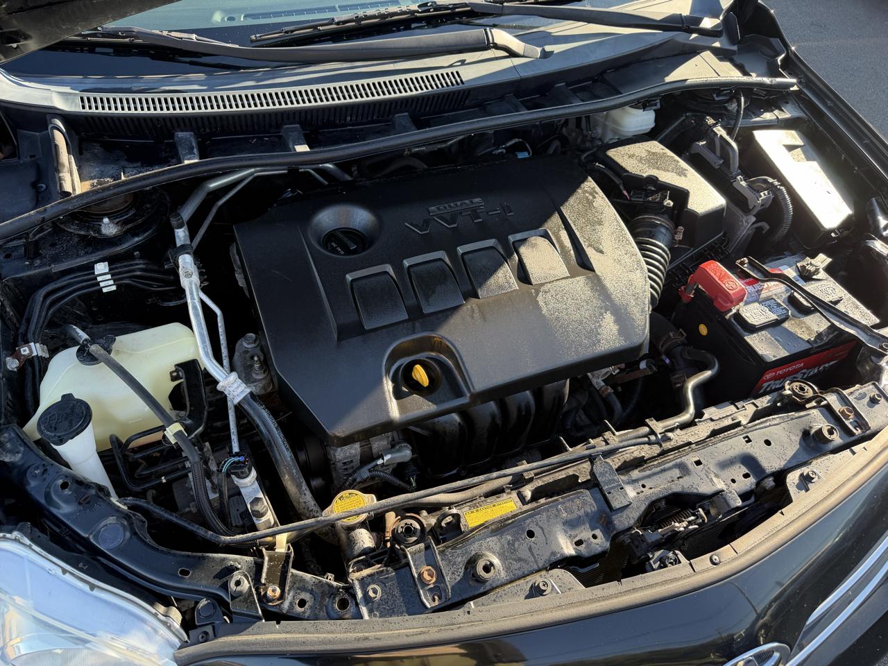 Toyota Corolla 4dr Sdn Auto LE Special Edition (Natl) 2013