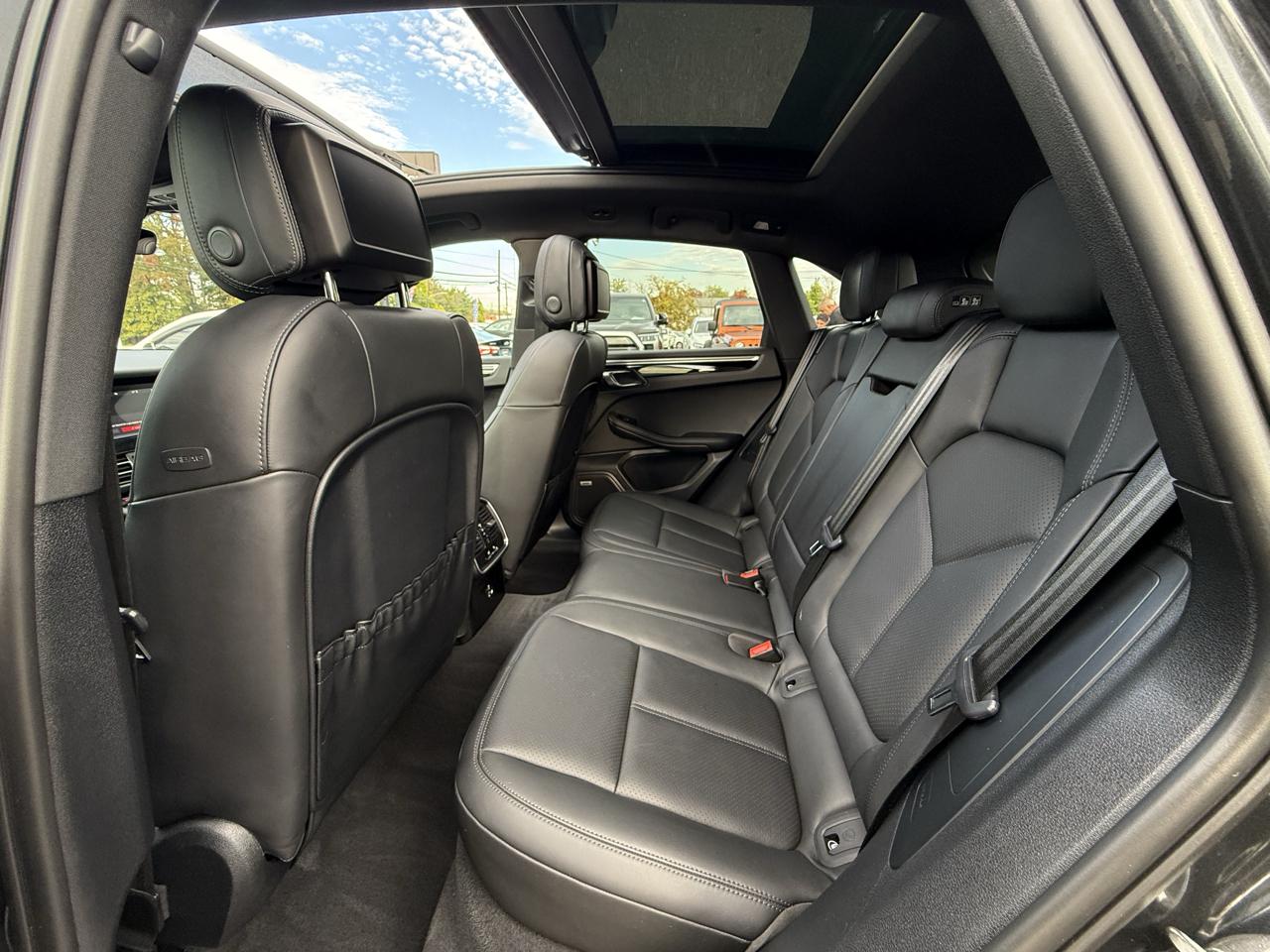 Porsche Macan AWD 2022