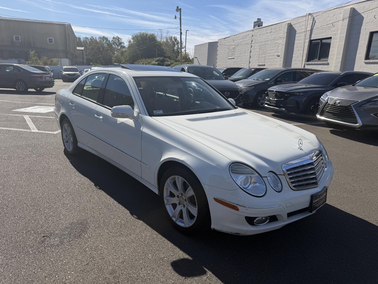 Mercedes-Benz E-Class 4dr Sdn Sport 3.5L 4MATIC 2009