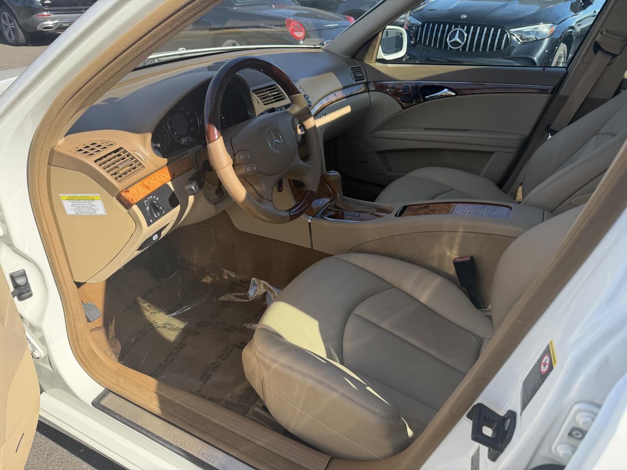 Mercedes-Benz E-Class 4dr Sdn Sport 3.5L 4MATIC 2009