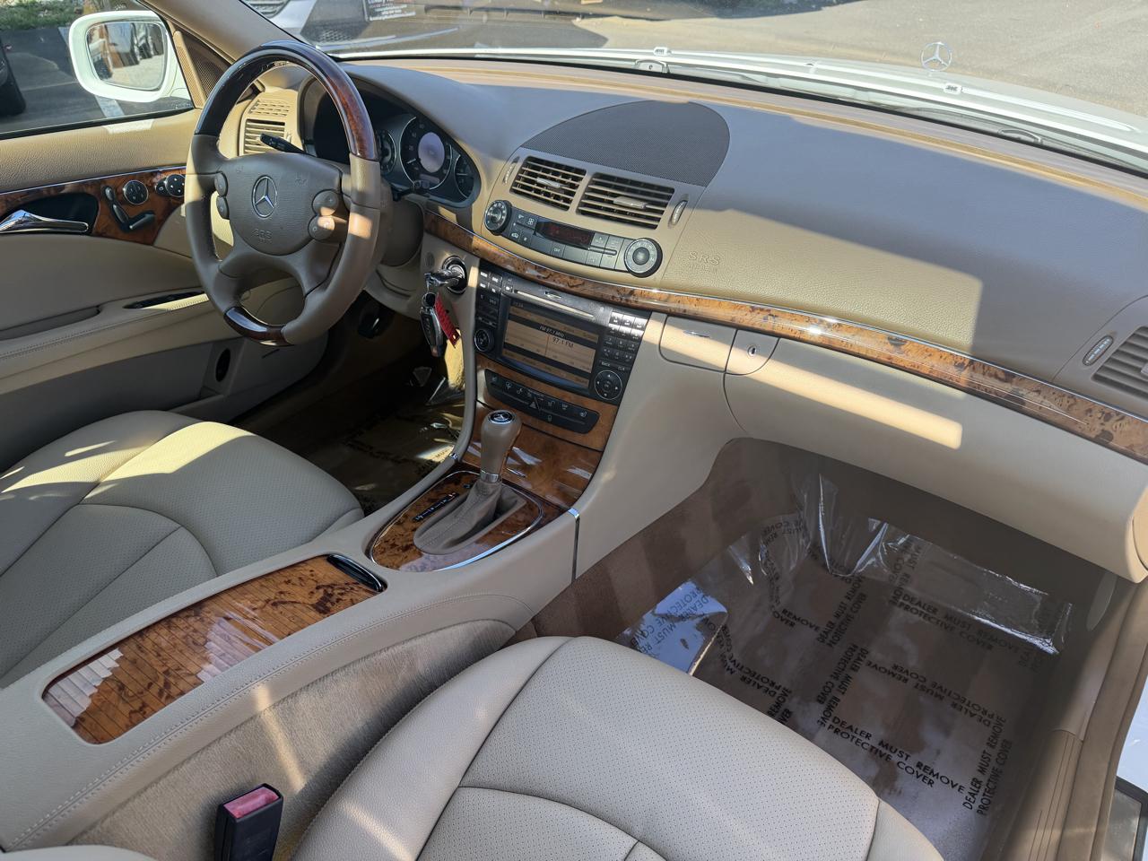 Mercedes-Benz E-Class 4dr Sdn Sport 3.5L 4MATIC 2009