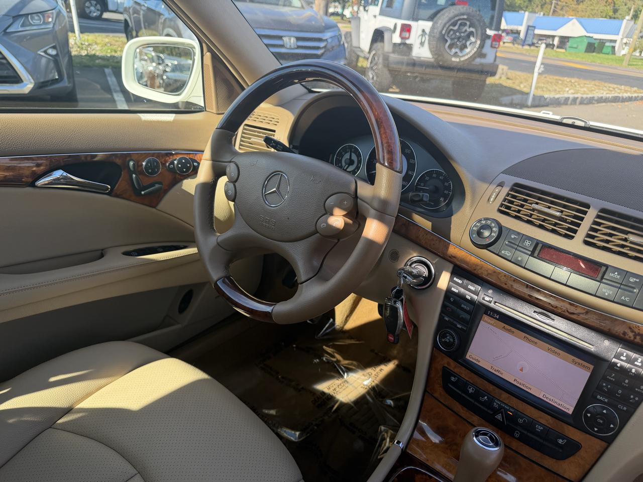 Mercedes-Benz E-Class 4dr Sdn Sport 3.5L 4MATIC 2009