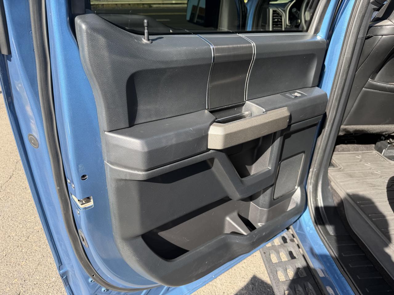 Ford F-150 Raptor SuperCrew 4WD 2019