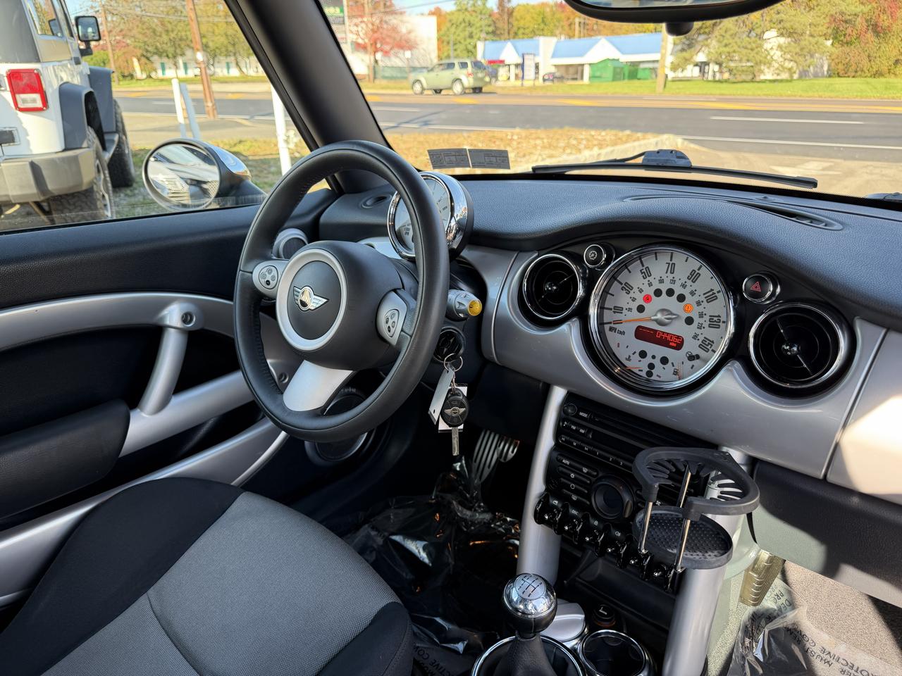 MINI Cooper Convertible 2dr Convertible S 2006