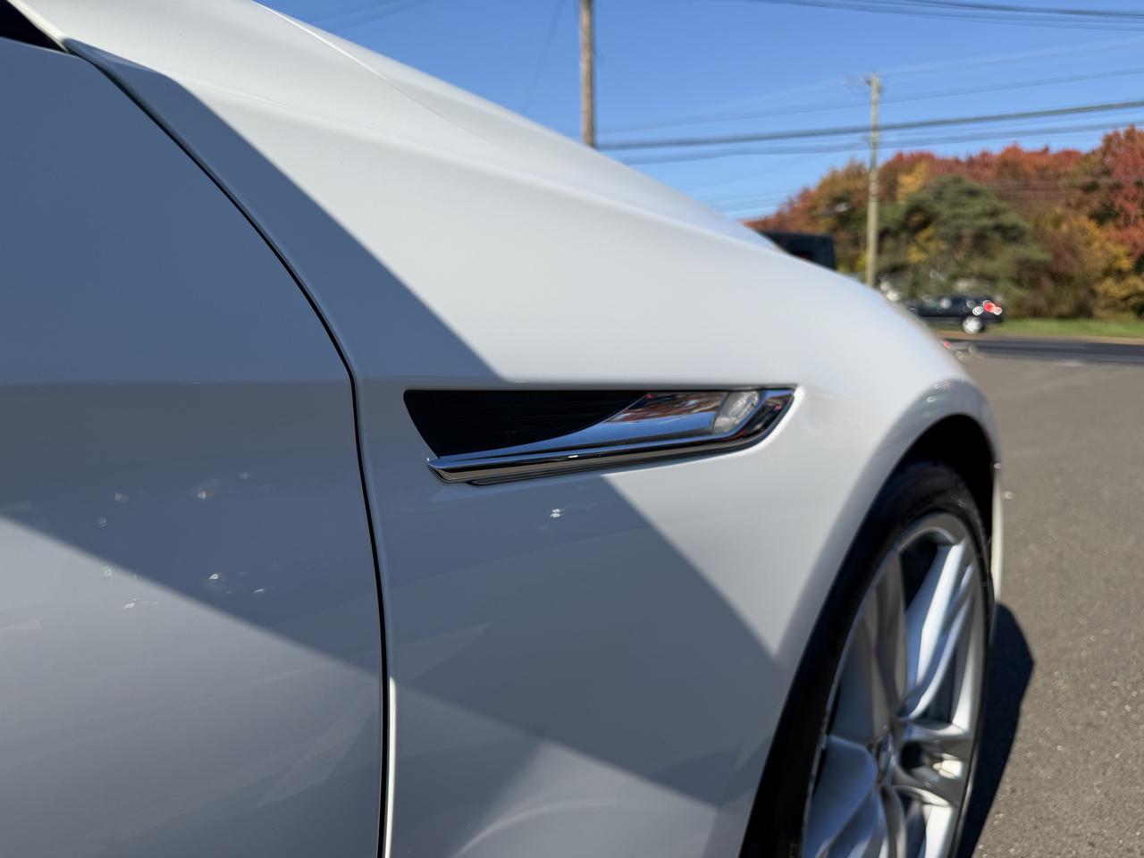 BMW 6 Series 2dr Cpe 650i RWD 2014