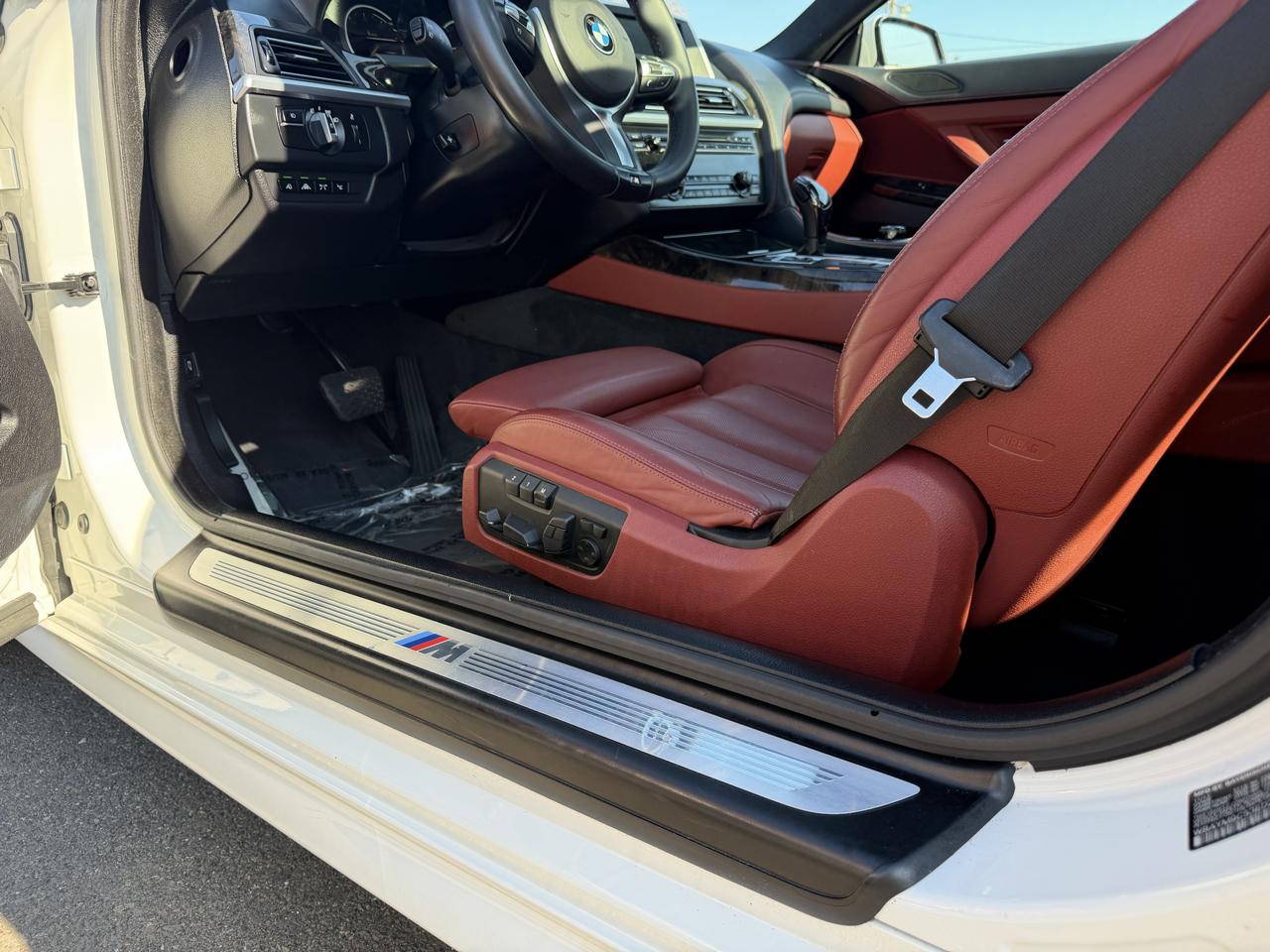 BMW 6 Series 2dr Cpe 650i RWD 2014