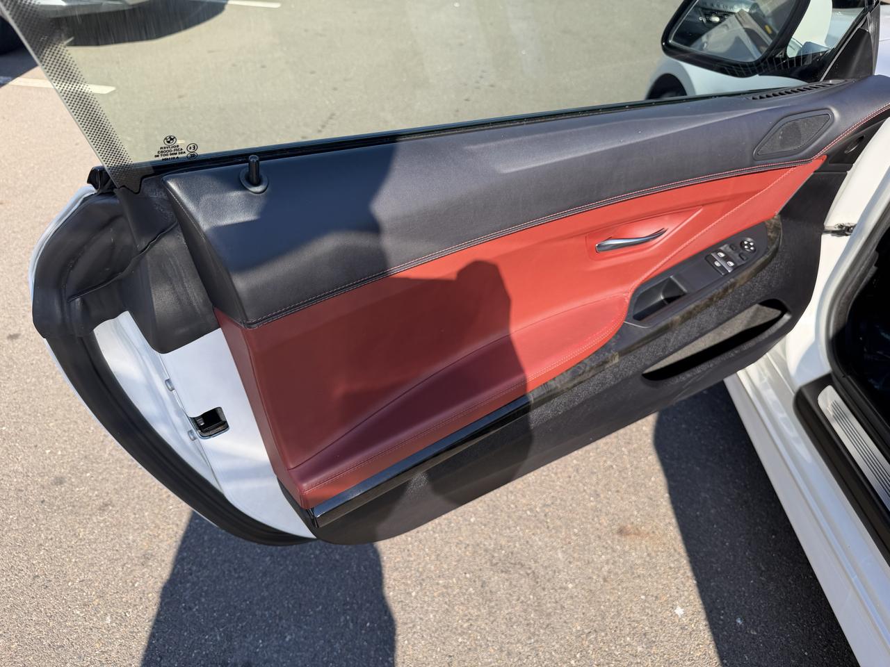 BMW 6 Series 2dr Cpe 650i RWD 2014