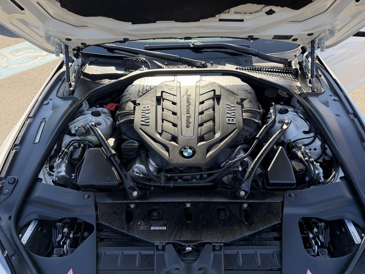 BMW 6 Series 2dr Cpe 650i RWD 2014