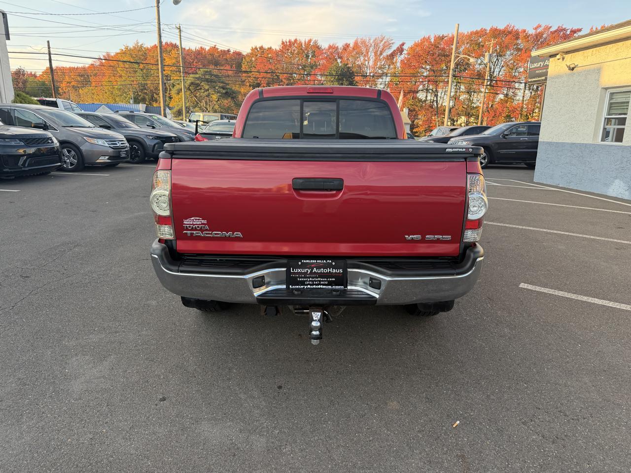 Toyota Tacoma 4WD Double Cab LB V6 AT (Natl) 2013
