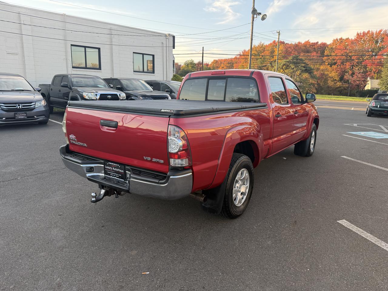 Toyota Tacoma 4WD Double Cab LB V6 AT (Natl) 2013