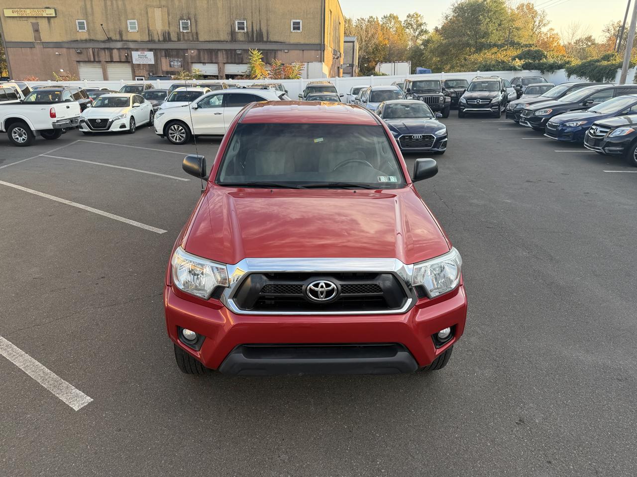 Toyota Tacoma 4WD Double Cab LB V6 AT (Natl) 2013