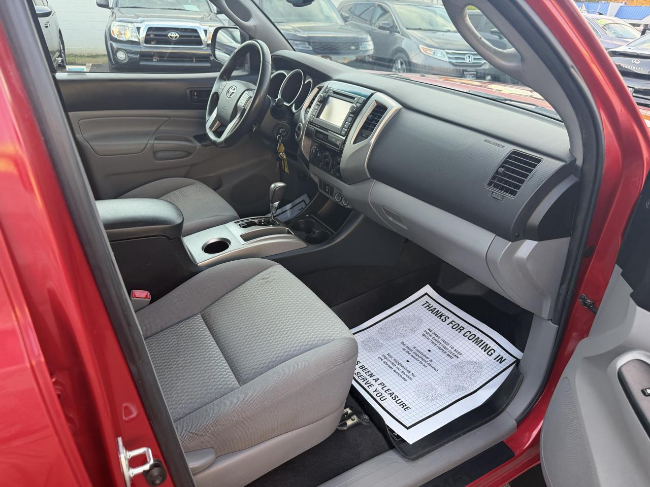 Toyota Tacoma 4WD Double Cab LB V6 AT (Natl) 2013