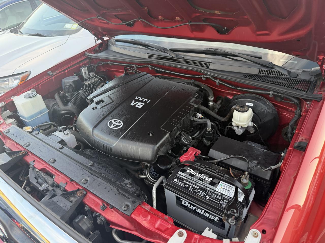 Toyota Tacoma 4WD Double Cab LB V6 AT (Natl) 2013