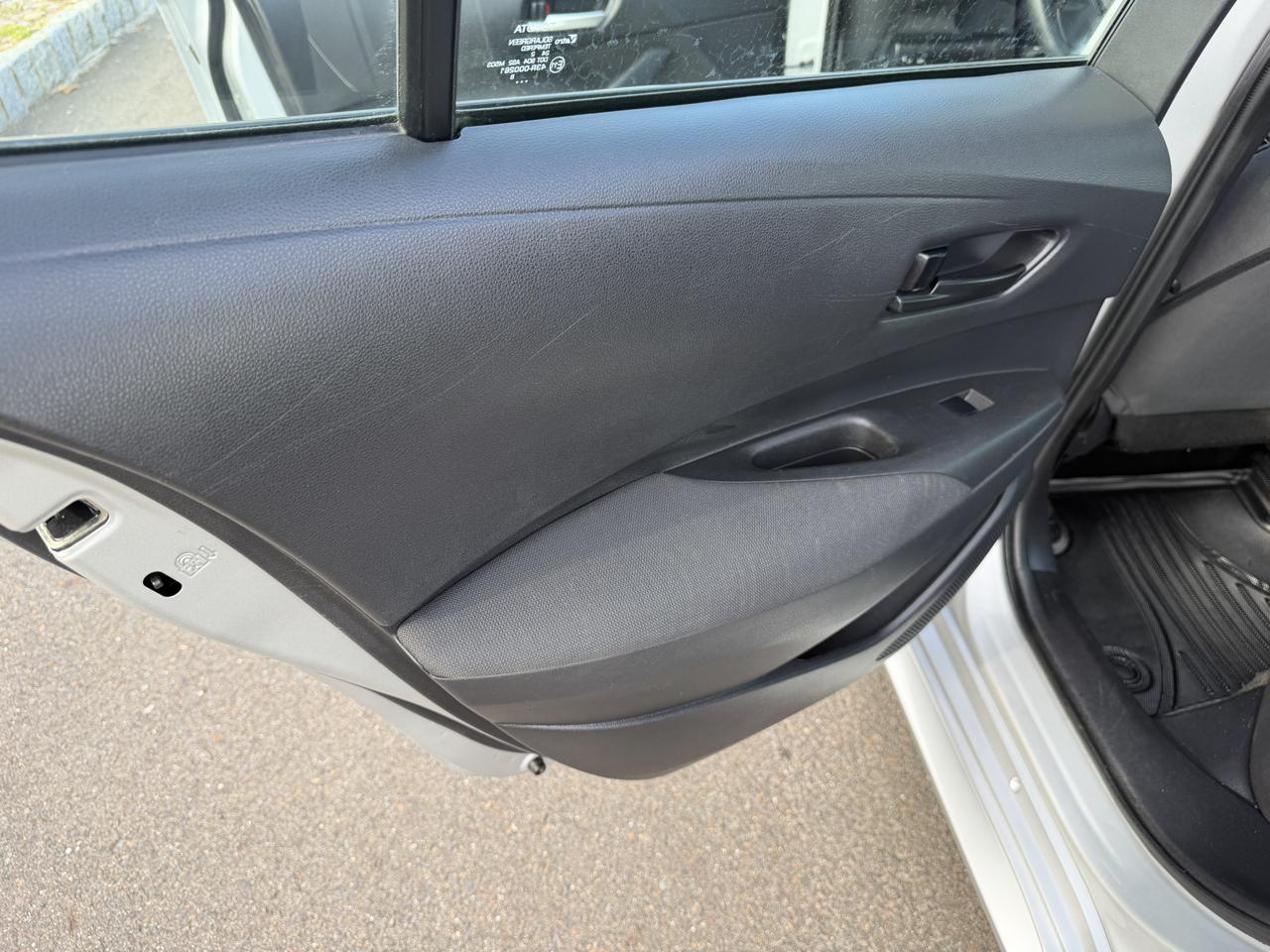 Toyota Corolla LE CVT (Natl) 2022