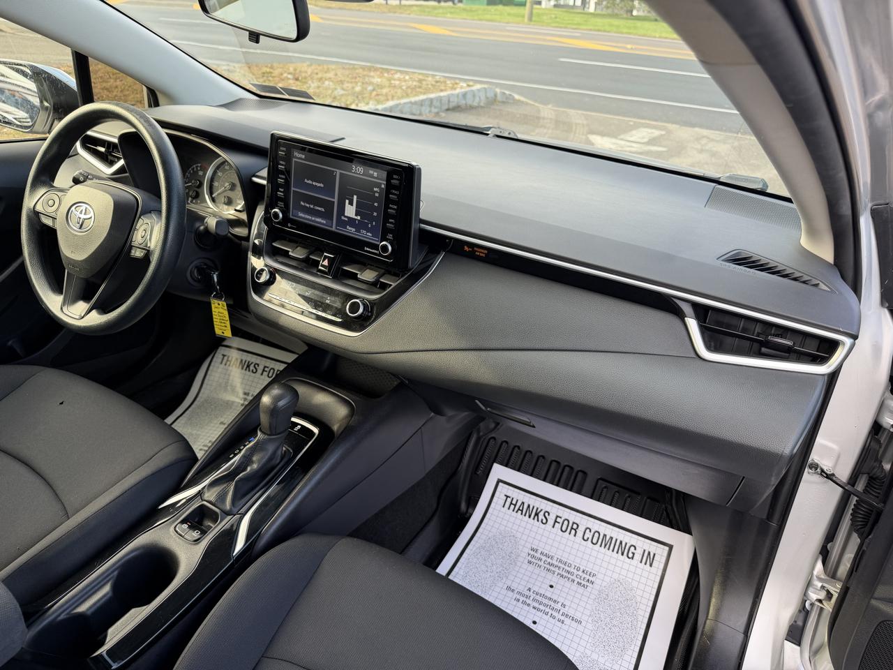 Toyota Corolla LE CVT (Natl) 2022