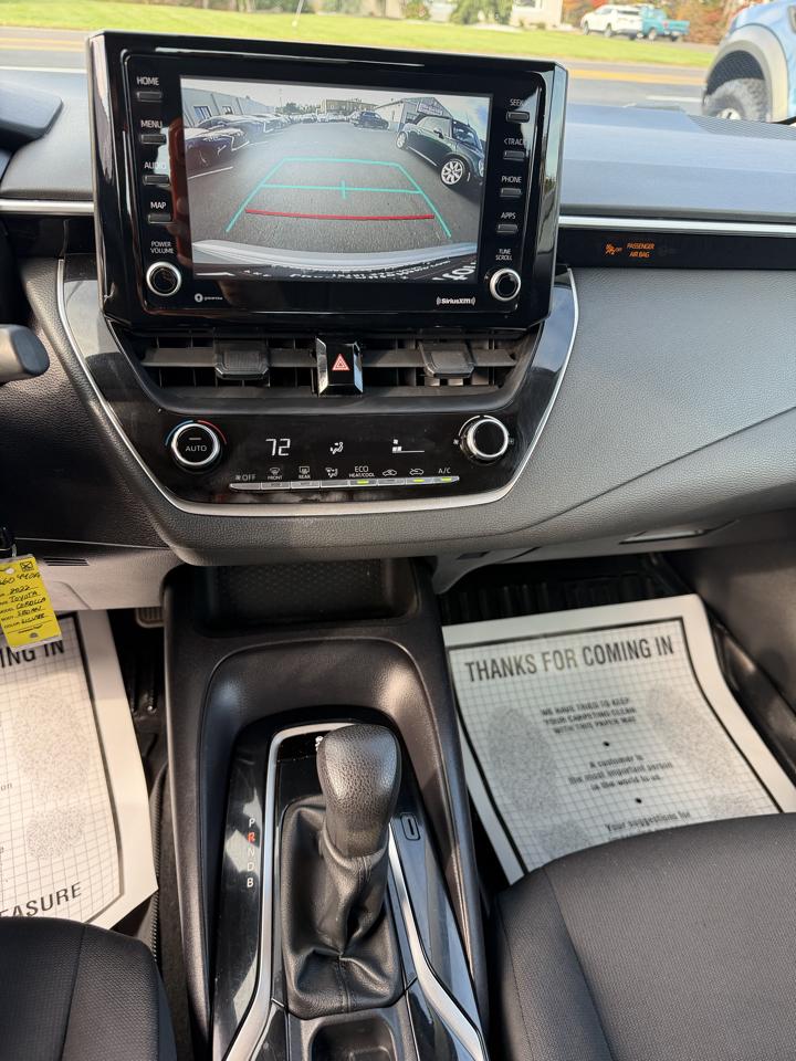 Toyota Corolla LE CVT (Natl) 2022