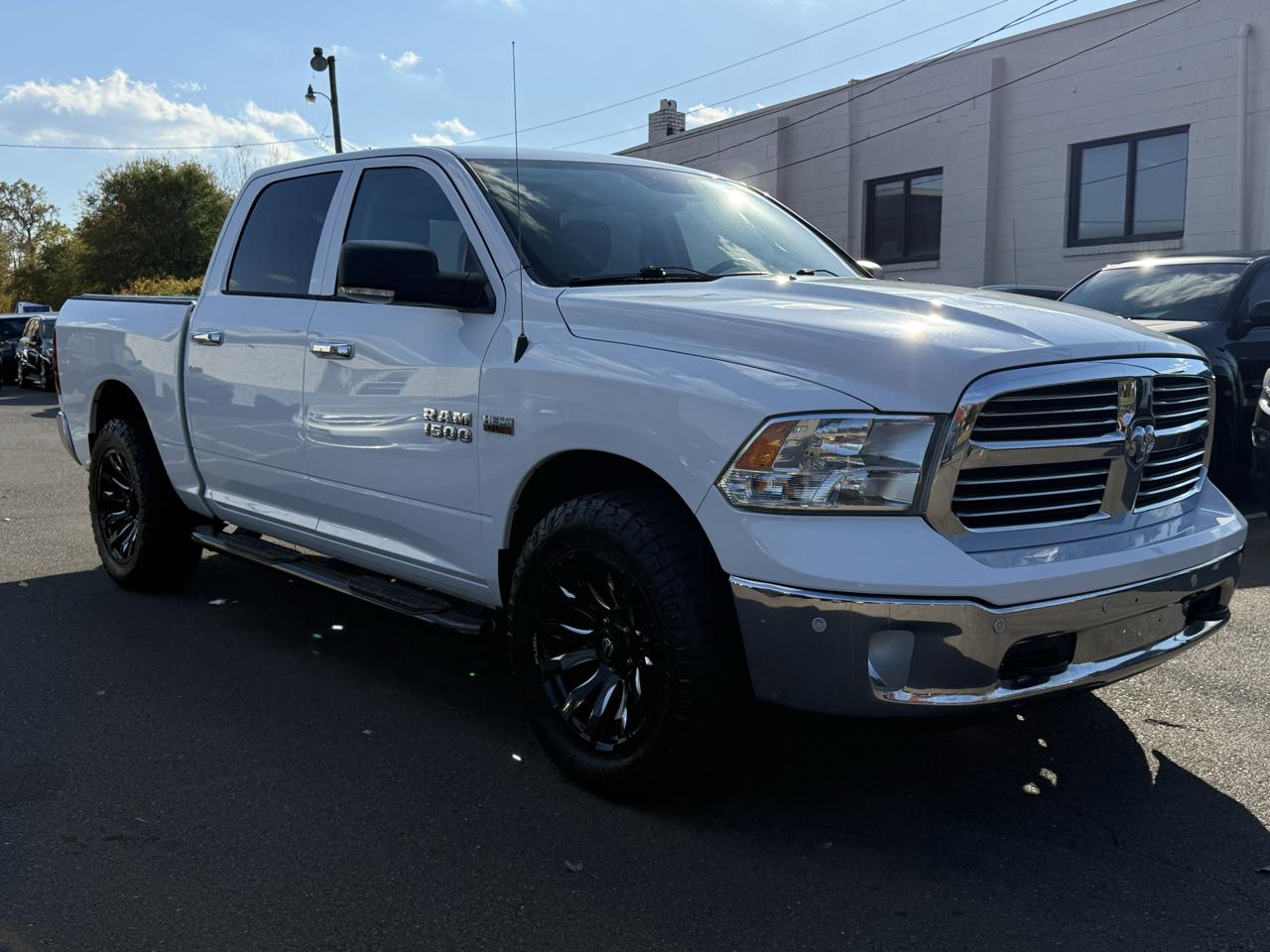 RAM 1500 4WD Crew Cab 140.5" Big Horn 2016