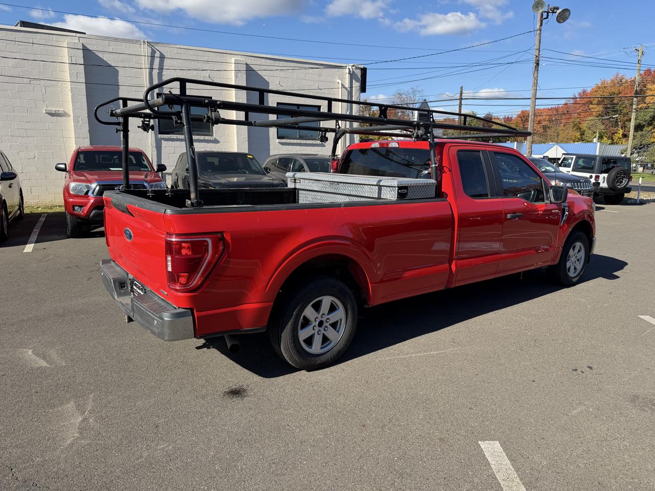 Ford F-150 2WD SuperCrew 157" XLT 2022
