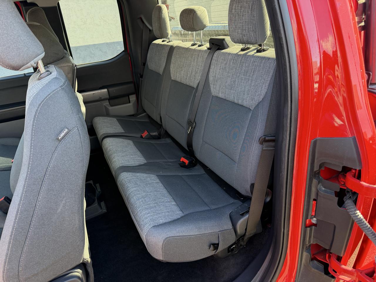 Ford F-150 2WD SuperCrew 157" XLT 2022