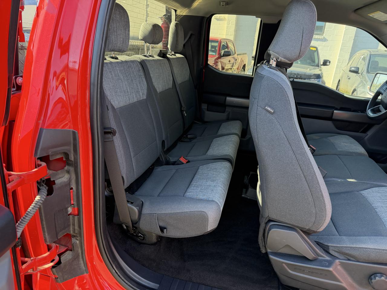 Ford F-150 2WD SuperCrew 157" XLT 2022
