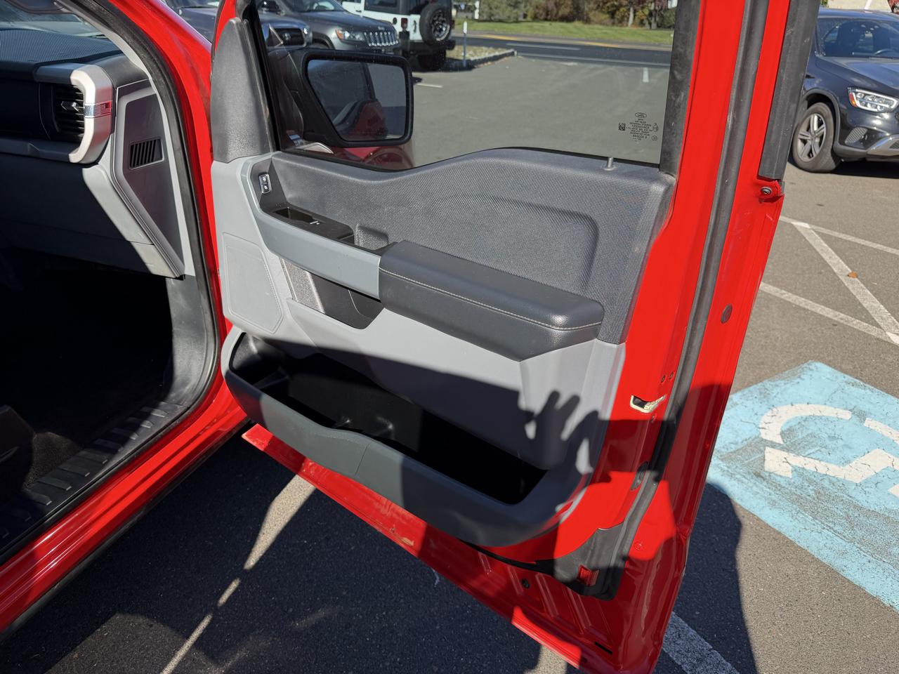 Ford F-150 2WD SuperCrew 157" XLT 2022