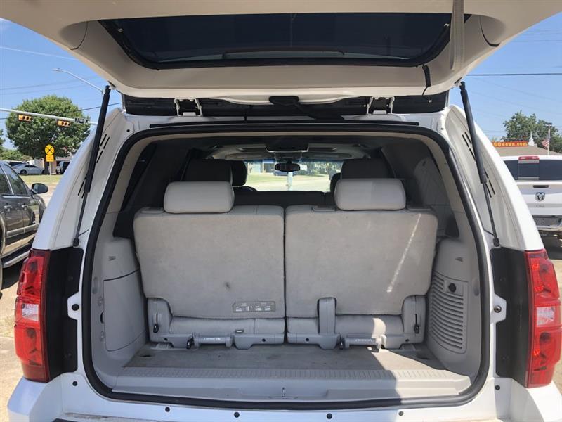 Chevrolet Tahoe LT 4WD 2011