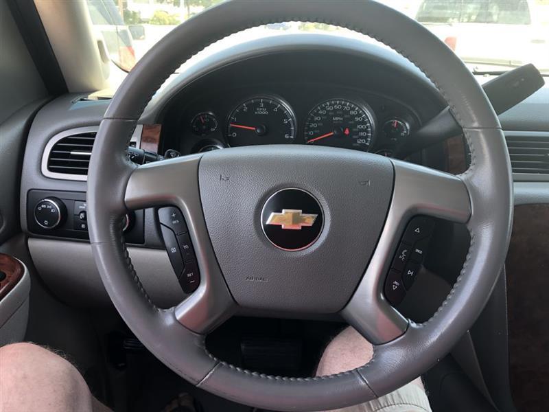 Chevrolet Tahoe LT 4WD 2011