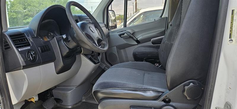 Dodge Sprinter Van 2500 144-in. WB 2009