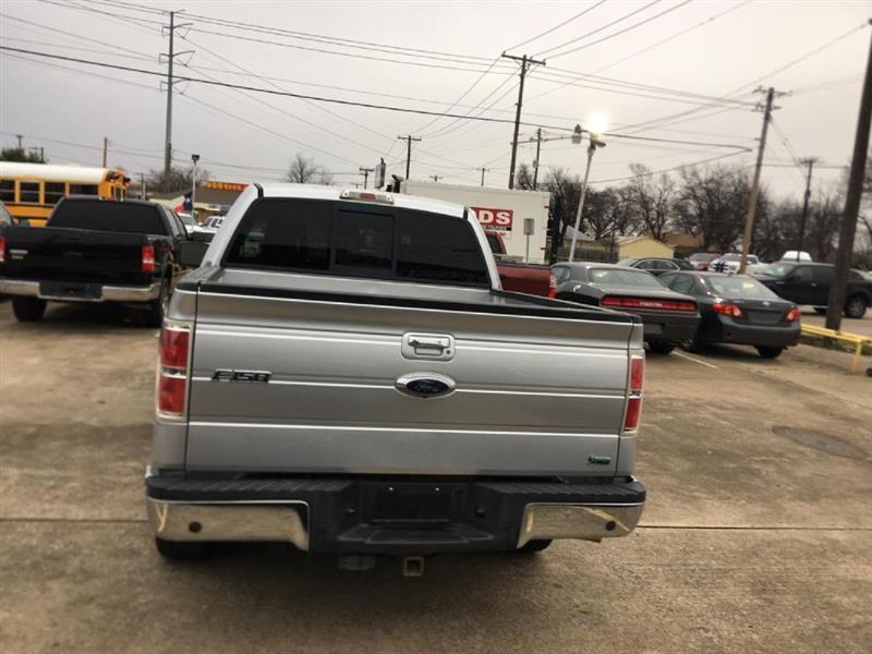 Ford F-150 XL SuperCrew 5.5-ft. Bed 2WD 2010