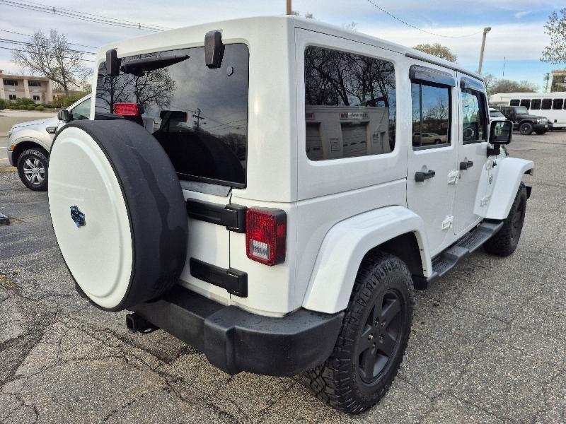 Jeep Wrangler Unlimited  2012