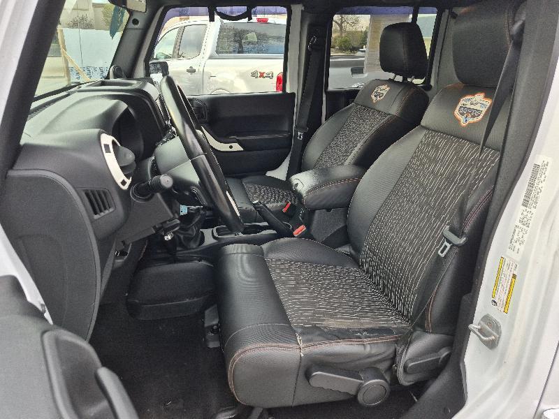 Jeep Wrangler Unlimited  2012