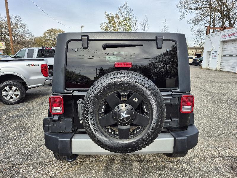 Jeep Wrangler Sahara  2015