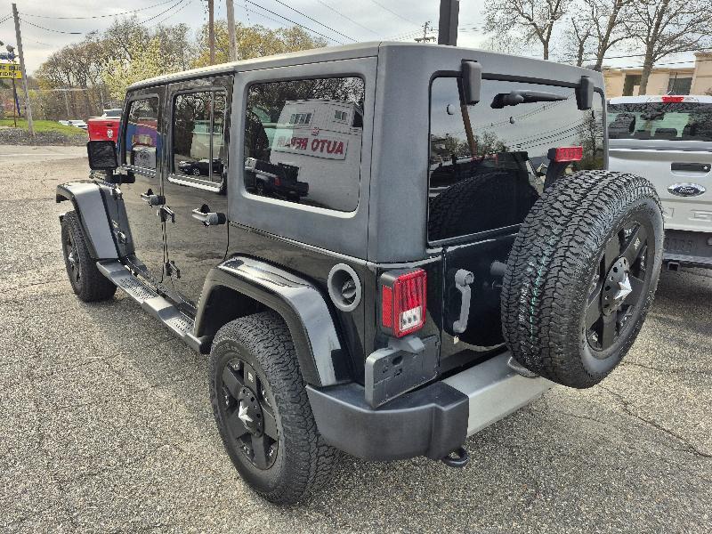 Jeep Wrangler Sahara  2015