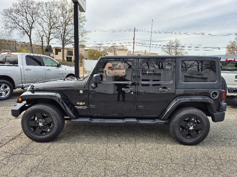 Jeep Wrangler Sahara  2015