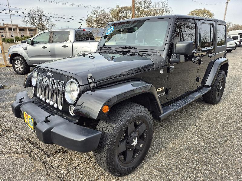Jeep Wrangler Sahara  2015
