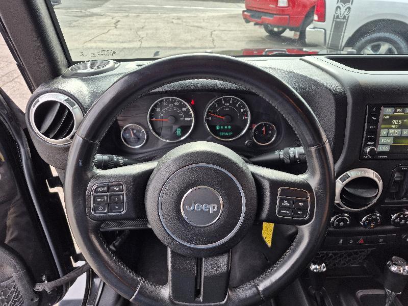 Jeep Wrangler Sahara  2015