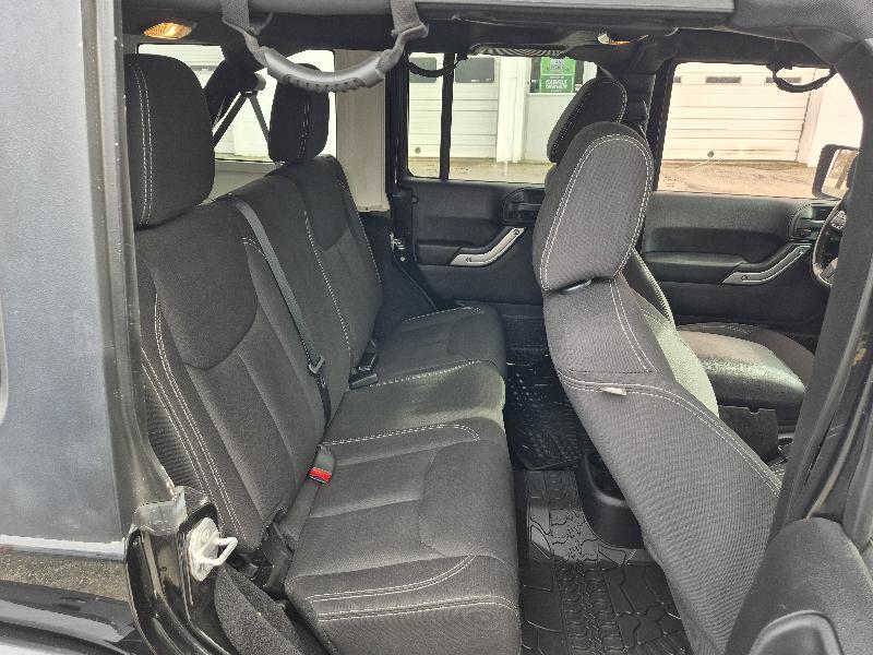 Jeep Wrangler Sahara  2015