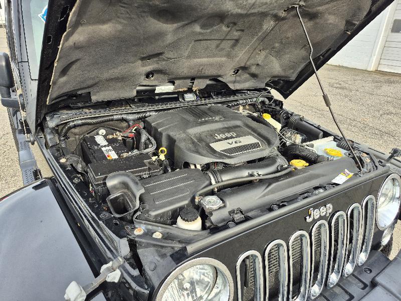 Jeep Wrangler Sahara  2015