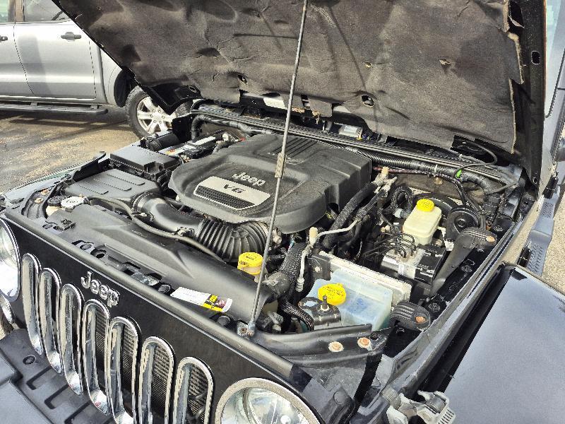 Jeep Wrangler Sahara  2015