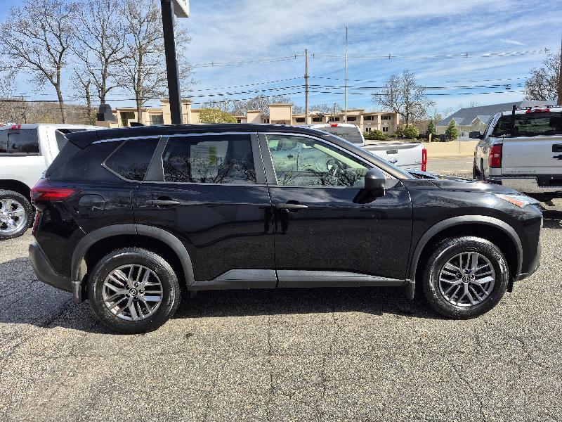 Nissan Rogue Sport  2021