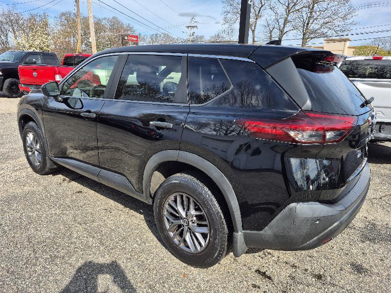 Nissan Rogue Sport  2021