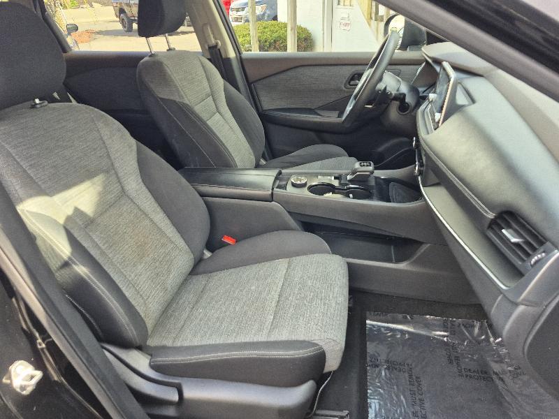 Nissan Rogue Sport  2021