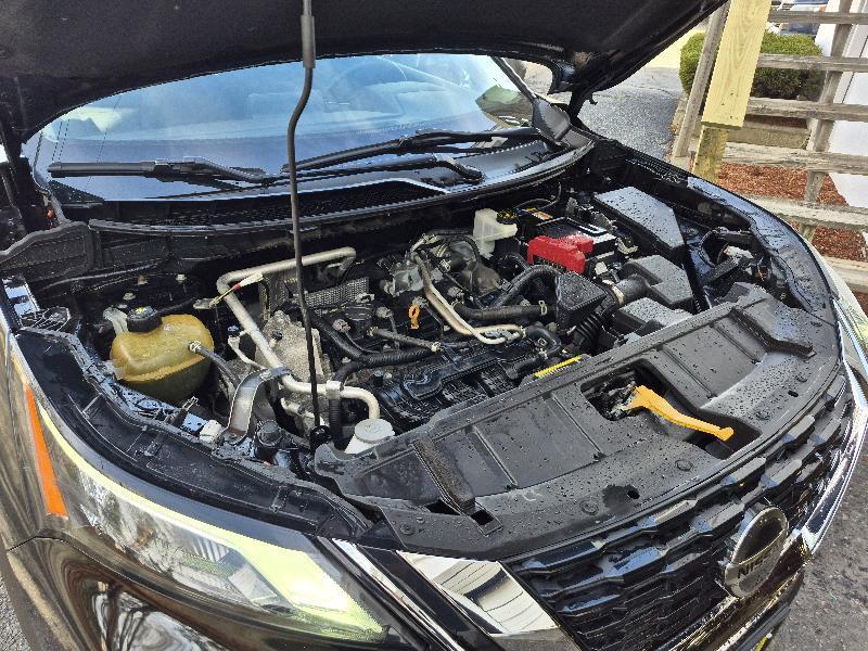 Nissan Rogue Sport  2021