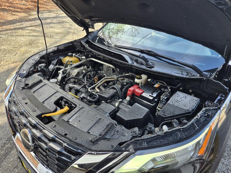 Nissan Rogue Sport  2021